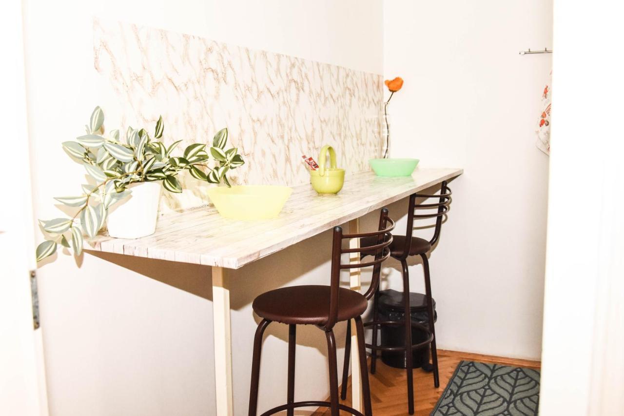 Apartment Kiwi Нови Сад Екстериор снимка